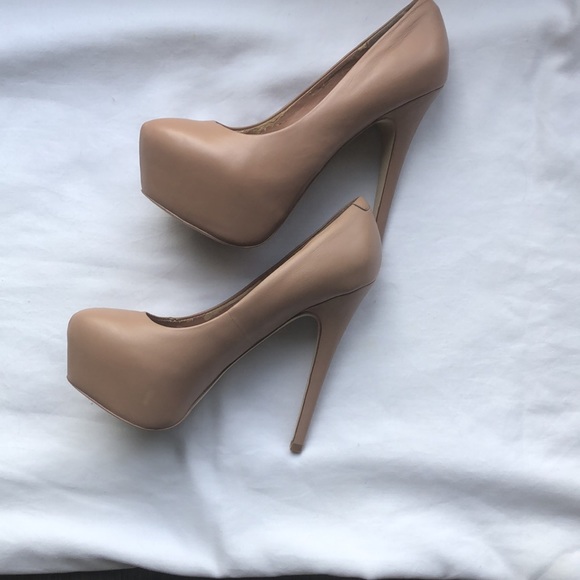 Steve Madden Leather Platform High Heels - Picture 2 of 7